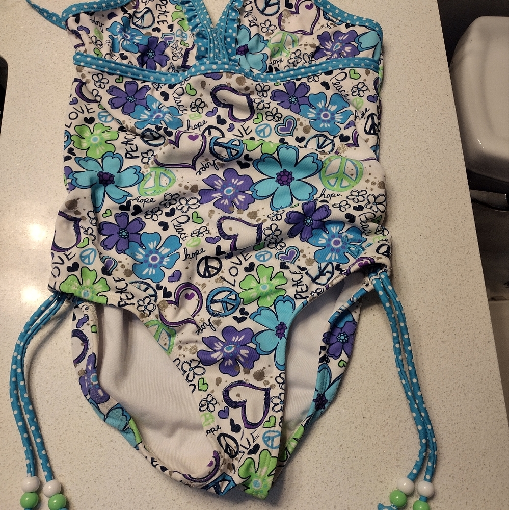 Bathing suit